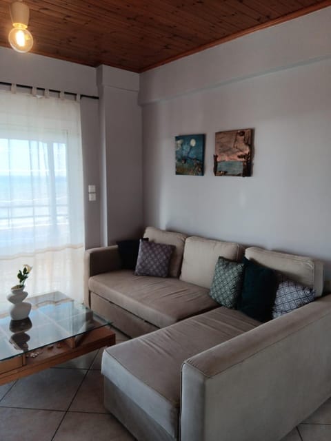 STUDIO WITH SEA VIEW - KYPARISSIA beach Apartment in Messenia