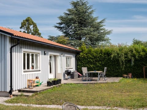 Property building, Patio, Garden view