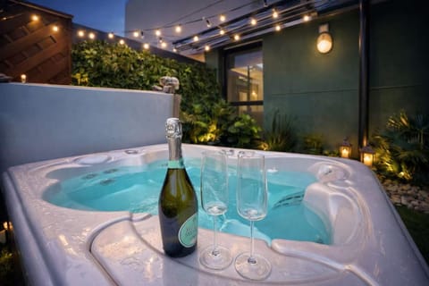 Night, Hot Spring Bath, Hot Tub, Hot Tub, Pool view, Open Air Bath, sunbed