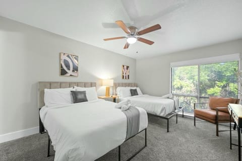 Modern and Spacious Apartment from AT&T Stadium! Apartment in Arlington