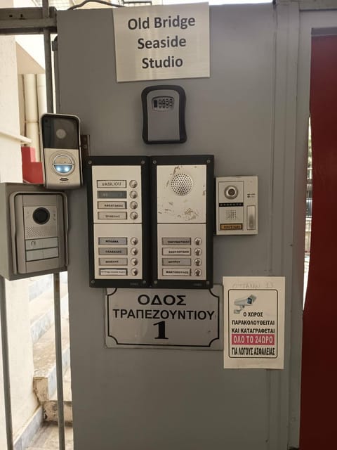 Old Bridge Seaside Studio Apartment in Euboea