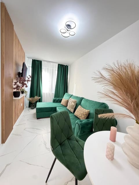 TV and multimedia, Living room, Photo of the whole room, Seating area