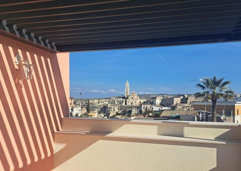 Day, Natural landscape, View (from property/room), Balcony/Terrace, City view