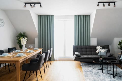 Living room, Seating area, Dining area