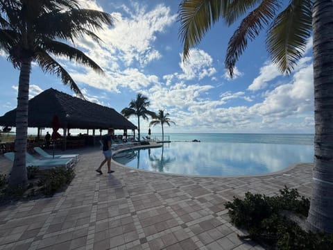 Natural landscape, Beach, Lake view, Pool view, Sea view, Swimming pool, sunbed