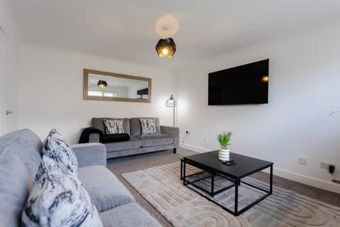 TV and multimedia, Living room, Seating area