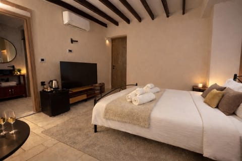 Endless blue suites Hotel in Chania