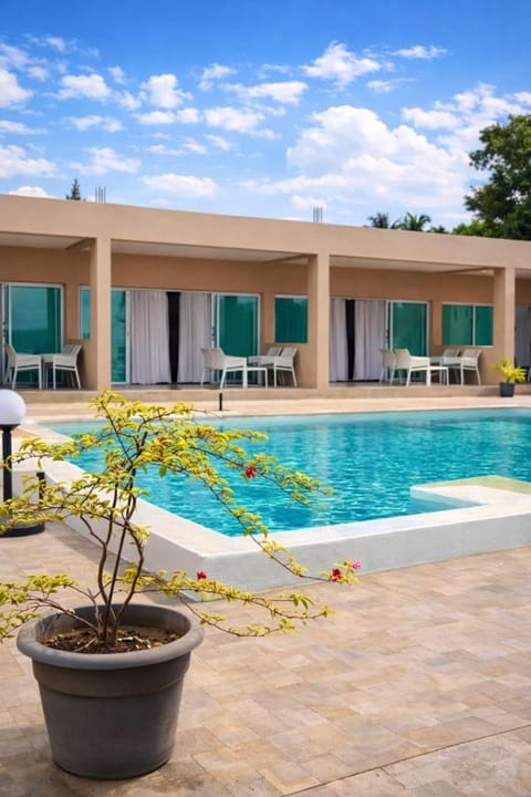 Property building, Swimming pool