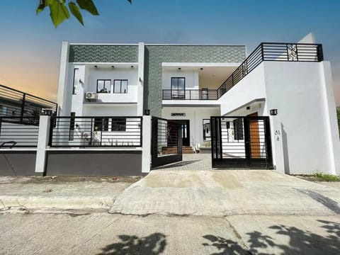 Property building, Hot Spring Bath, Hot Spring Bath, Swimming pool