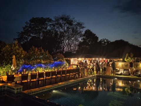 Swimming pool