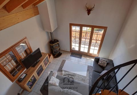 Communal lounge/ TV room, Living room