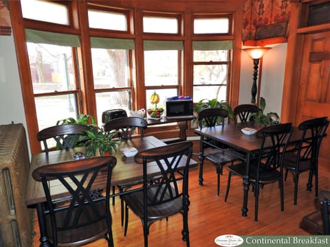 Dining area, Internal: Not applicable to any particular room