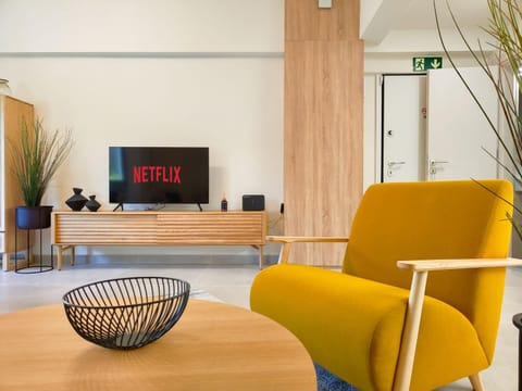 TV and multimedia, Living room
