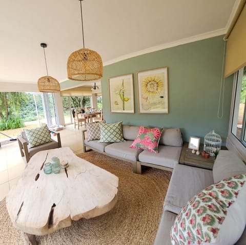 Patio, Seating area