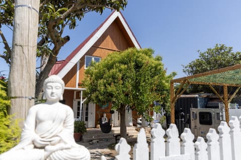 Property building, Garden