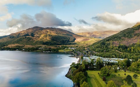 Natural landscape, Lake view, Mountain view