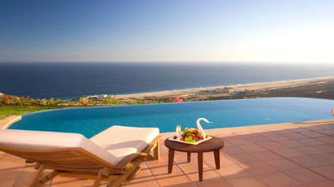 Patio, Natural landscape, View (from property/room), Balcony/Terrace, Pool view, Sea view, Swimming pool, Swimming pool, sunbed