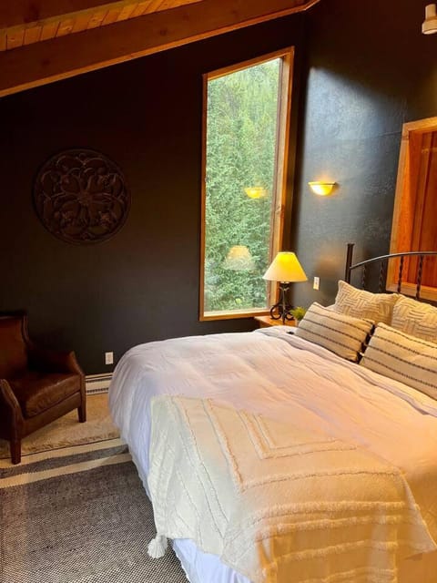 4-Bedroom House in Breckenridge-HotTub-Game Room! House in Blue River