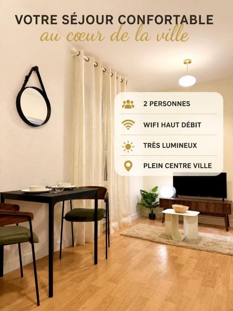 Living room, Seating area, Dining area, concierge