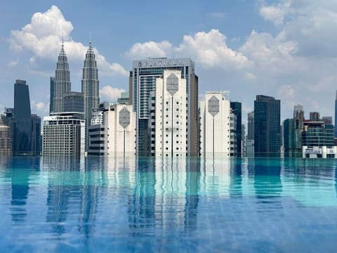 Nearby landmark, Day, City view, Pool view, Swimming pool