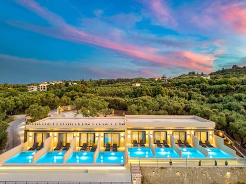 Day, Natural landscape, Bird's eye view, City view, City view, Mountain view, Pool view, Pool view, Sea view, Sea view, Swimming pool, Quiet street view, sunbed