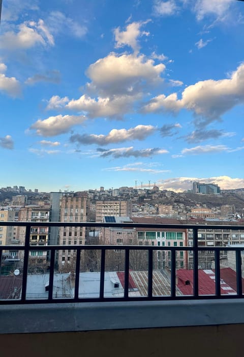 Day, Balcony/Terrace, City view