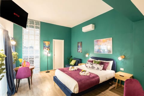 Facade/entrance, Neighbourhood, Coffee/tea facilities, Balcony/Terrace, Balcony/Terrace, Other, Decorative detail, Bedroom, furniture, furniture, heating, heating, internet, locker, towels, towels, air conditioner, air conditioner