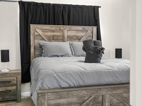 Costa Lego Pool Home - 5BR Winter Haven Private Resort House in Winter Haven