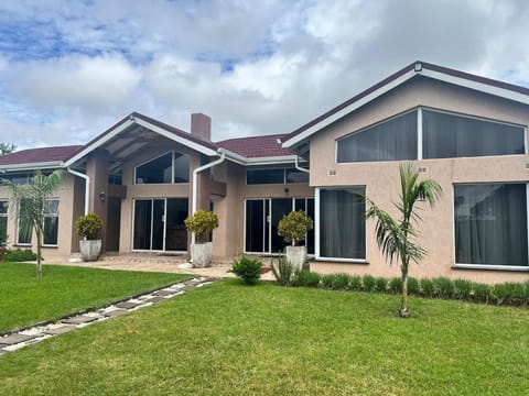 Property building, Spring, Garden, Garden view