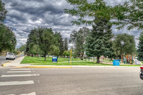 Parkside Cottage - Near Downtown Salida! House in Salida