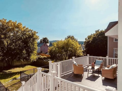 Patio, Balcony/Terrace
