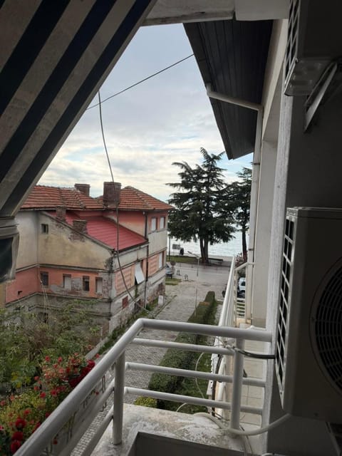 Villa Fantasy Premium Lakeview Apartment in Ohrid