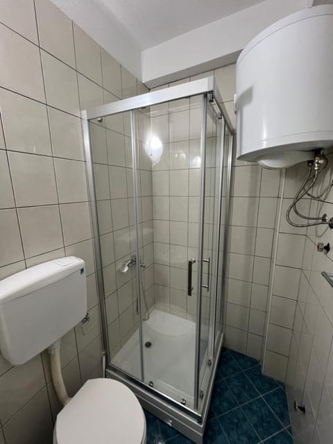 Villa Fantasy Premium Lakeview Apartment in Ohrid