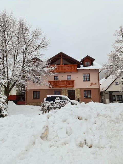 Property building, Winter