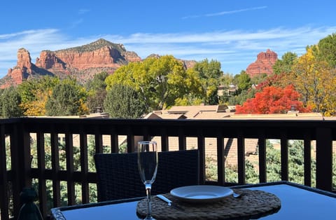 Nearby landmark, Natural landscape, Balcony/Terrace