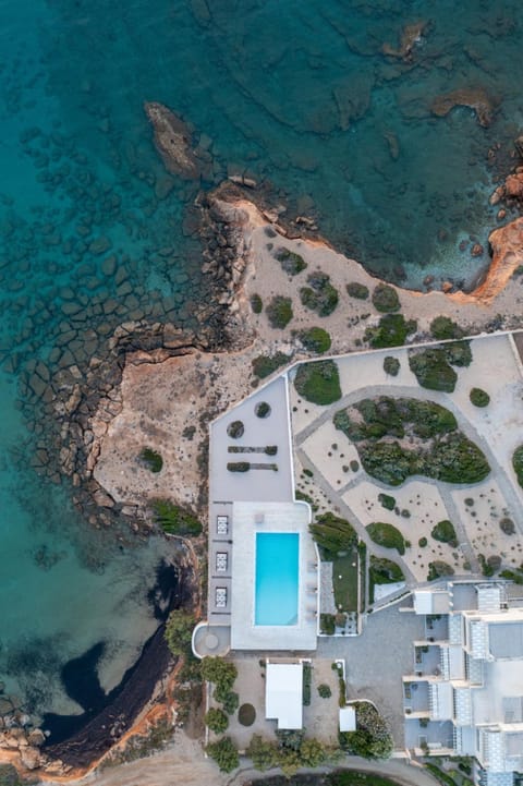 Property building, Bird's eye view, Pool view, Sea view, Swimming pool