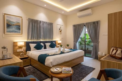 Bed, Photo of the whole room