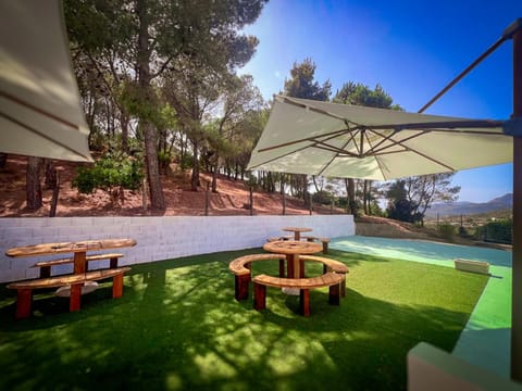 Property building, Balcony/Terrace, Living room