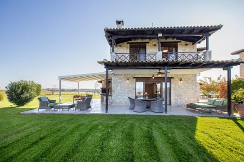 Property building, Day, Garden, Balcony/Terrace, Garden view