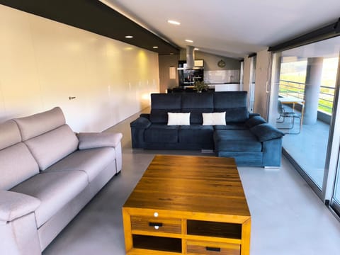 Kitchen or kitchenette, Living room, Dining area