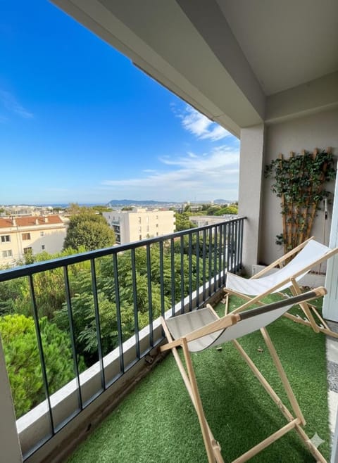 Patio, Day, View (from property/room), Balcony/Terrace