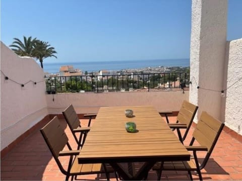 View (from property/room), Balcony/Terrace, Sea view