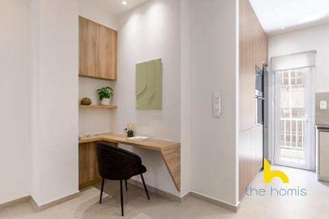 Bright and Roomy 2BR 2BA Kallithea Family Stay Apartment in Kallithea