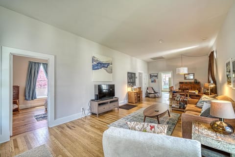 Dog Friendly- Salida Bungalow - Cute In-Town Home! House in Salida