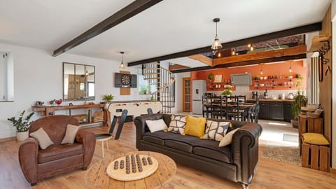 Property building, Living room