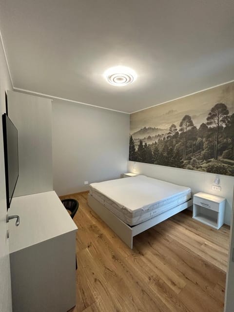 Bed, Bedroom, wardrobe