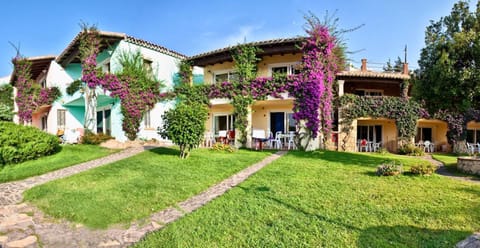 Property building, Day