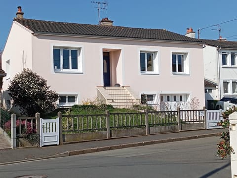 Property building, Street view