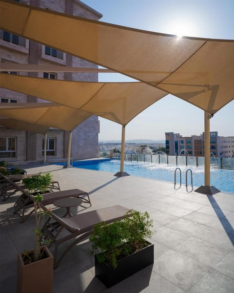 Pool view, Swimming pool