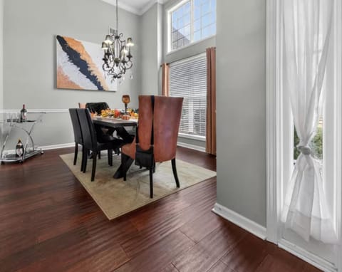 Master Suite with Private Jacuzzi Tub Vacation rental in McDonough